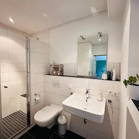 Paradiesvogel - Zentral Gelegenes In Zentrum Apartment