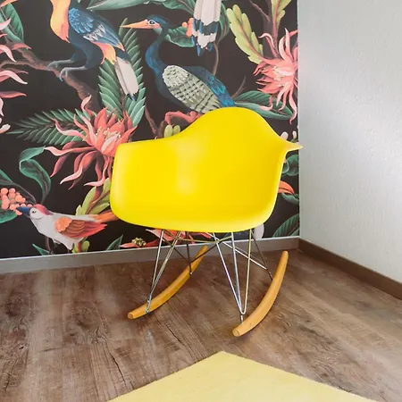 Paradiesvogel - Zentral Gelegenes In Zentrum