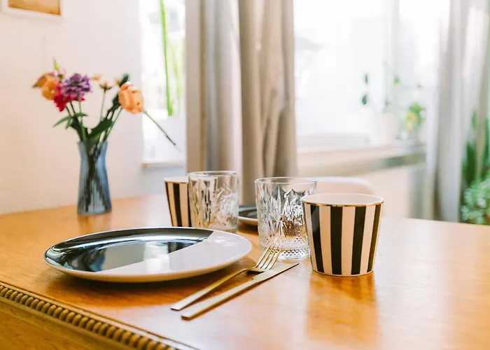 Paradiesvogel - Zentral Gelegenes In Zentrum